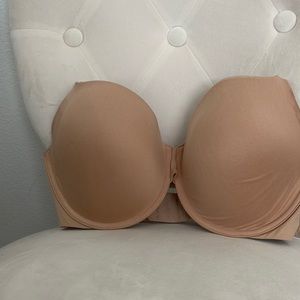 36DD Calvin Klein bra in new condition